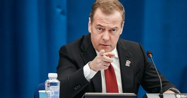 “Avropa ölkələri Hitler Almaniyasının tarixinin necə başa çatdığını unutmamalıdırlar”