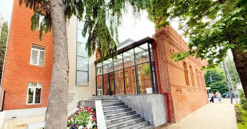Tarixi abidədə regional büronun açılışı olub