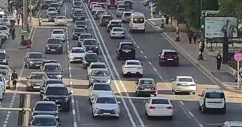 Bakının tıxaclı yolları SİYAHI