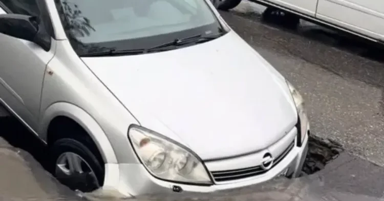 Yol çökdü, avtomobil çuxura düşdü zərəri kim ödəməlidir? AÇIQLAMA