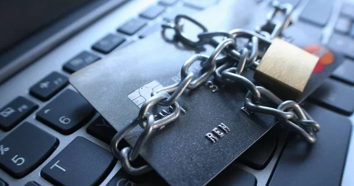 Кибермошенники опустошили карты азербайджанцев на 30 тысяч манатов за сутки