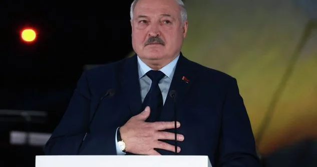 Лукашенко: Беларусь не собирается входить в состав других государств