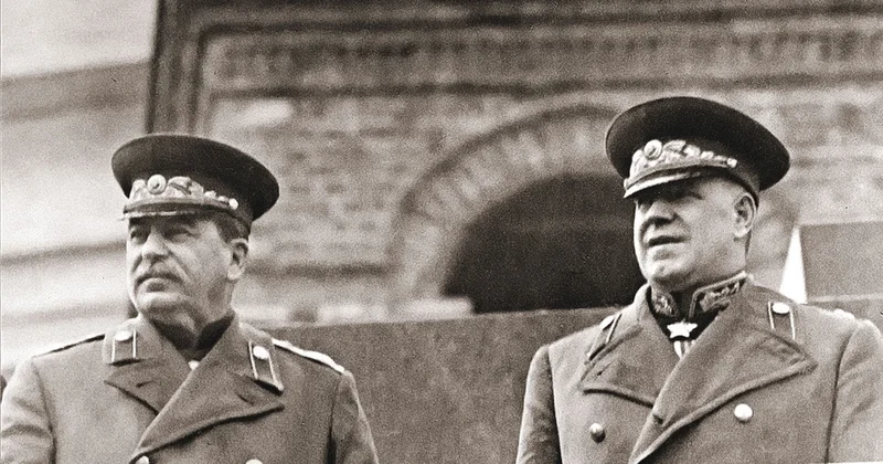 Qəribəliklərlə dolu ilk Qələbə Paradı: Stalin onu at belində qəbul etməli idi, amma...