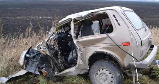 İstisuda “Niva”nı çaya aşırdı