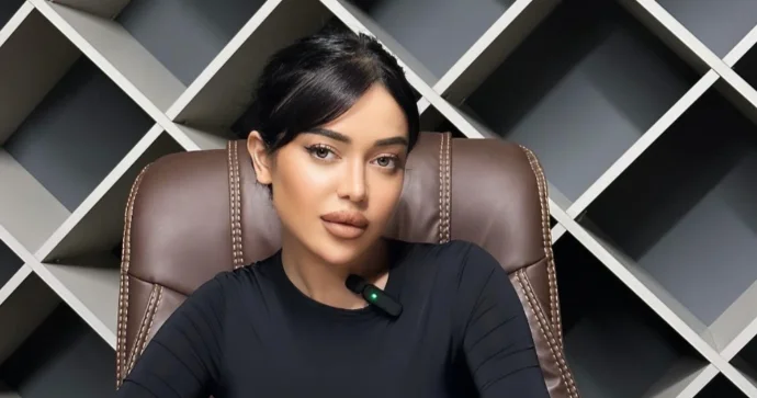Nigar Fərhad bloqeri məhkəməyə verdi