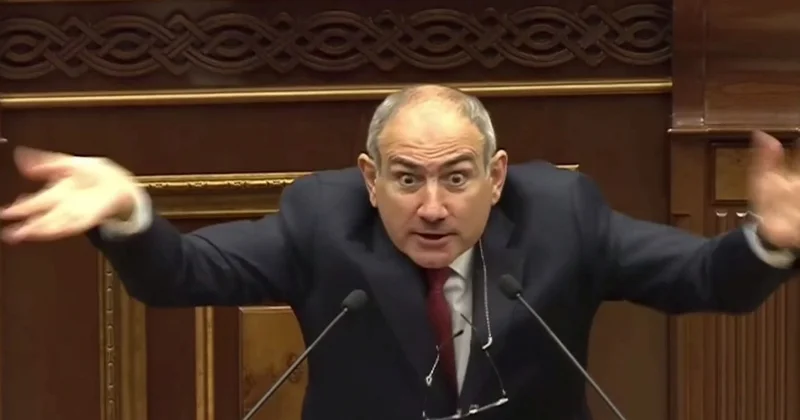 Səsinizi kəsib oturun, məni əsəbiləşdirməyin!