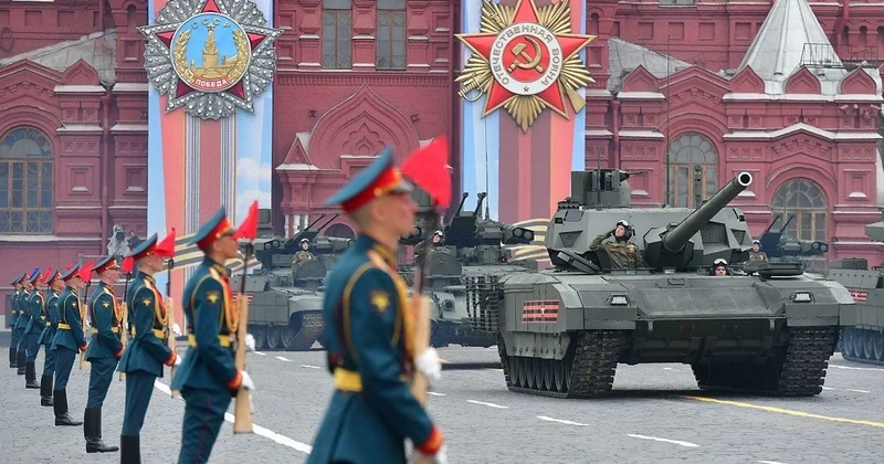 Лифты, купюры, камуфляж: в Москве ожидаются усиленные меры 9 мая