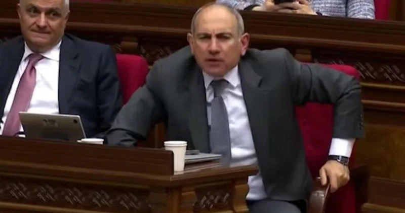 Ermənistan parlamentində gərginlik: Paşinyan deputatı təhqir etdi, müxalifət üzr tələb etdi