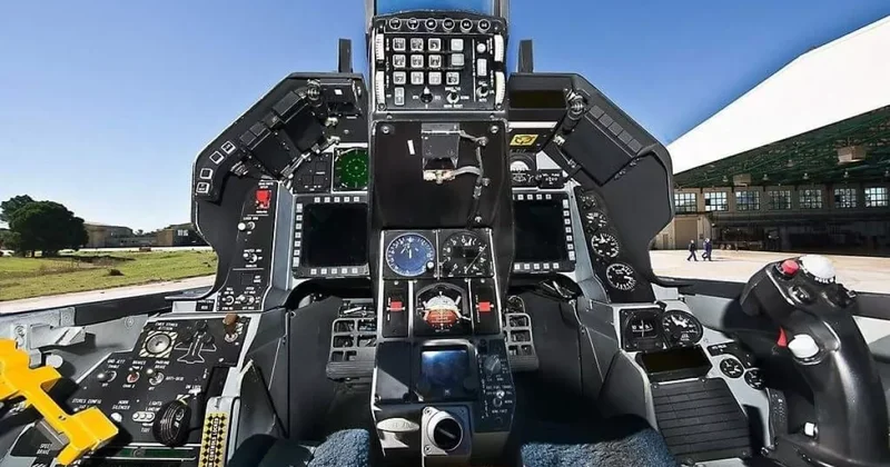 Нидерланды и Румыния создадут центр подготовки техперсонала F 16 для Украины