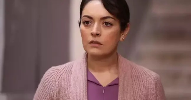 Məşhur aktrisanın evini zəbt etdilər