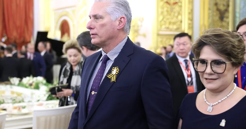 Путин пообещал $1 миллиард Кубе после визита президента на парад