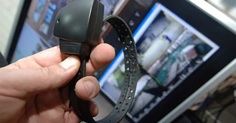 Xalası qızının burnunu sındıran qadına elektron qolbaq taxıldı