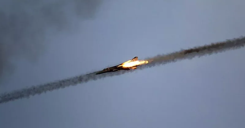 Son dövrün ən böyük hava döyüşü CNN Hindistan Pakistan savaşı ilə bağlı faktları işıqlandırıb