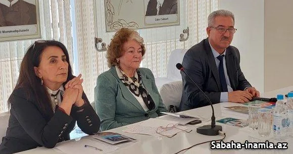 Güləmail Muradın Beş Ulduz adlı kitabının təqdimatı keçirilib