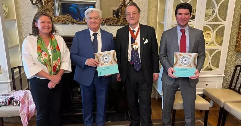 Azərbaycan və Böyük Britaniyanın audit qurumları əməkdaşlıq memorandumu imzalayacaq FOTO