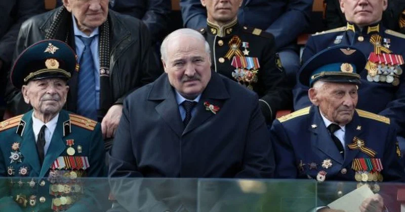 Lukaşenko Putini tək qoymadı