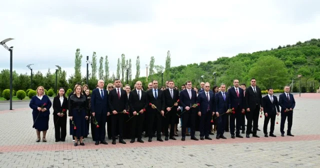 “Ümummilli Lider Heydər Əliyev və Azərbaycanın mədəniyyət dəyərləri” mövzusunda tədbir keçirildi FOTOLAR