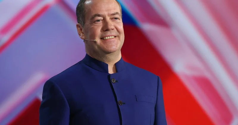 “Vahid Almaniyanın mövcudluğu qanunsuzdur“ Medvedev