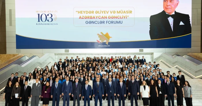 “Heydər Əliyev və müasir Azərbaycan gəncliyi” forumu keçirilib l FOTOLAR