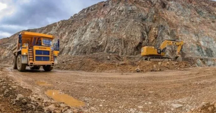 Qızıl şaxtası çökdü Çox sayıda ölən var