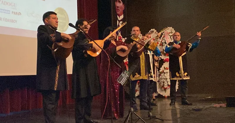 Qarsda Aşıq Ələsgərin xatirəsinə həsr edilmiş konsert olub
