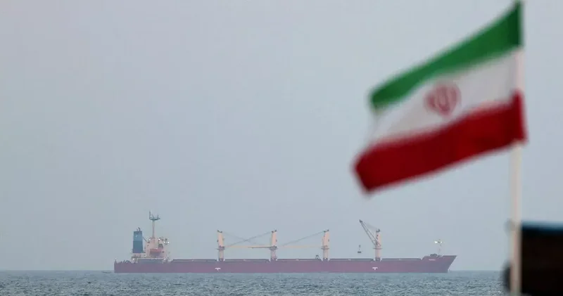 Иран заявляет о захвате танкера, обвиняемого в срыве экспорта нефти ВИДЕО