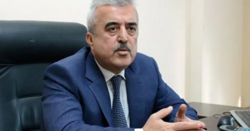 Gənc oğlan Etibar Məmmədovun evini qarət etdi