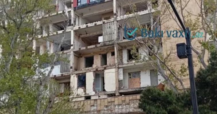 Bakının mərkəzindəki qəzalı yaşayış binası niyə sökülmür? FOTOLAR