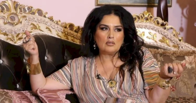Elza tanınmış bloqeri də məhkəməyə verdi FOTO