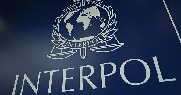 Интерпол разыскивает 10 обвиняемых по делам о торговле людьми