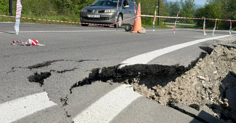 Ağsu dolaylarında torpaq sürüşməsi baş verib