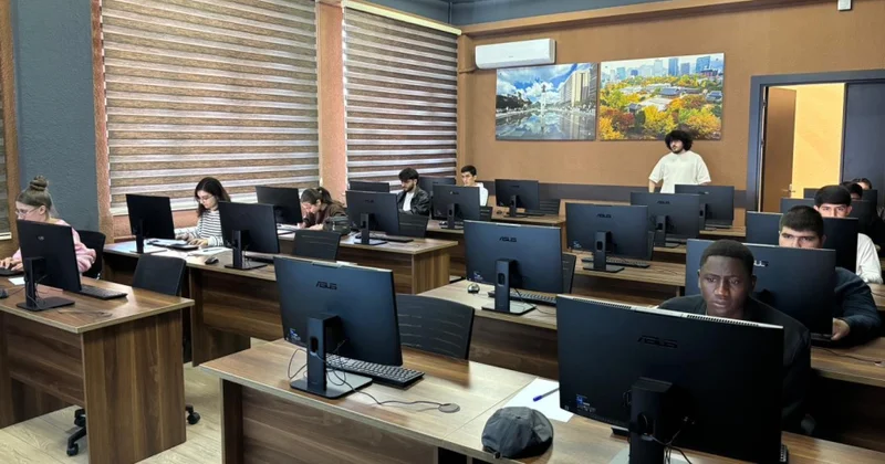 “Rəqəmsal bacarıqlar” proqramlaşdırma müsabiqəsi təşkil edilib