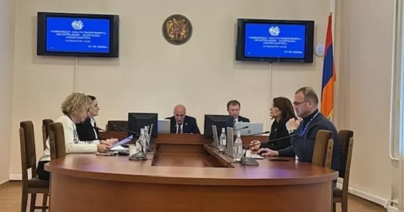 Deputatlığa namizədlikdən geri çəkildilər
