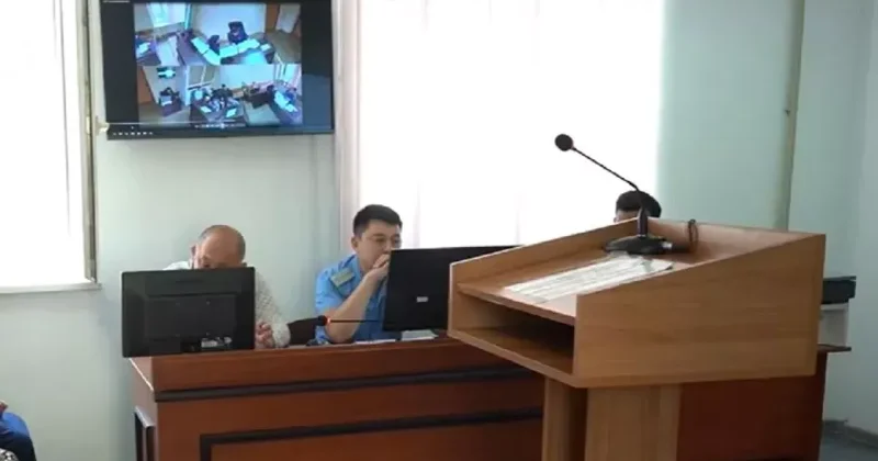 Прижигала лицо утюгом: дети дали показания против матери в Казахстане