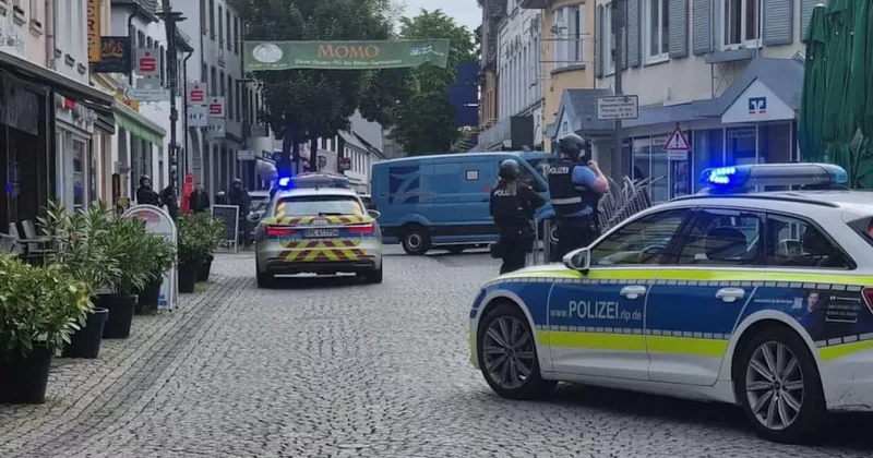 В Германии неизвестный взял в заложники сотрудников банка