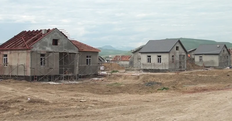 Ağdamın Eyvazxanbəyli kəndində 427 ev tikilir