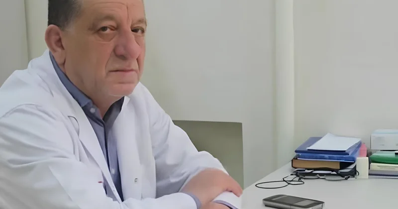 "Cibindən 50 manat çıxarıb mənə verdi, dedi ki..."