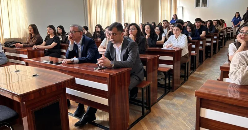“Heydərbaba zirvəsi: Şəhriyar” BDU da ədəbi bədii gecə
