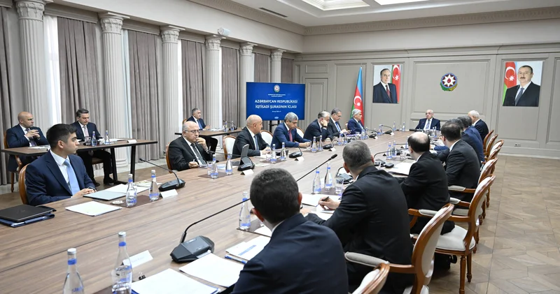Əli Əsədovun sədrliyi ilə hökumət üzvlərinin İCLASI Hansı məsələ müzakirə olundu? FOTO