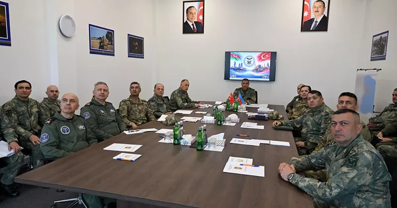 Гасанов оценил уровень боеподготовки азербайджанских и турецких подразделений радиоэлектронной борьбы ФОТО