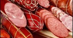 Опасная партия колбасы из РФ не попала в Азербайджан