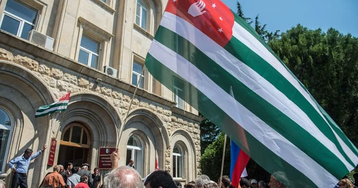 Qondarma rejimdən mesaj: Boş xülyadır!