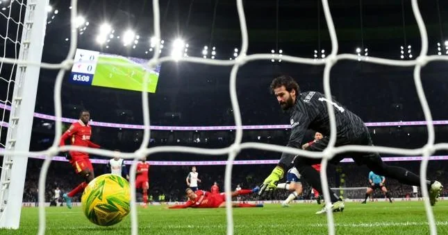 Alisson Bekker gələcəyindən danışdı