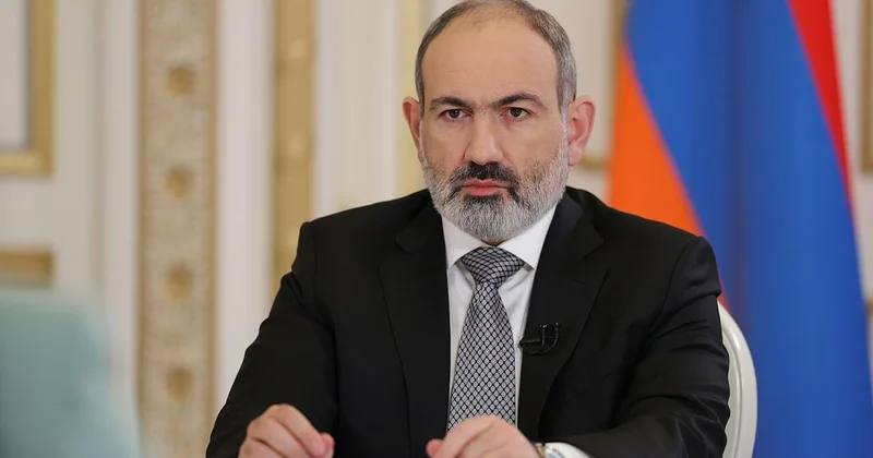 Пашинян объявляет церковную "чистку"
