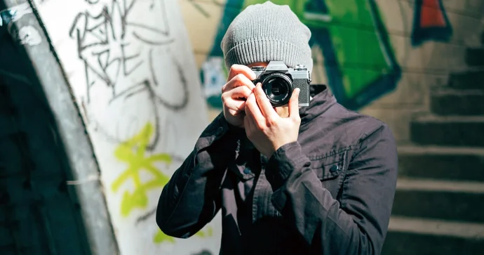 Vətəndaşın icazəsi olmadan küçədə fotosu çəkilə bilərmi?