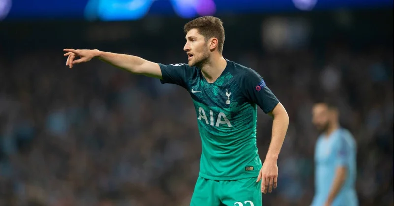 Uels millisinin üzvü daha 1 il “Tottenhem”də RƏSMİ