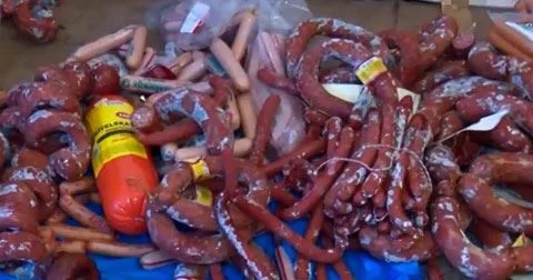 Rusiyada istehsal olunan sosiskada uyğunsuzluq aşkarlanlıb AQTA dan açıqlama