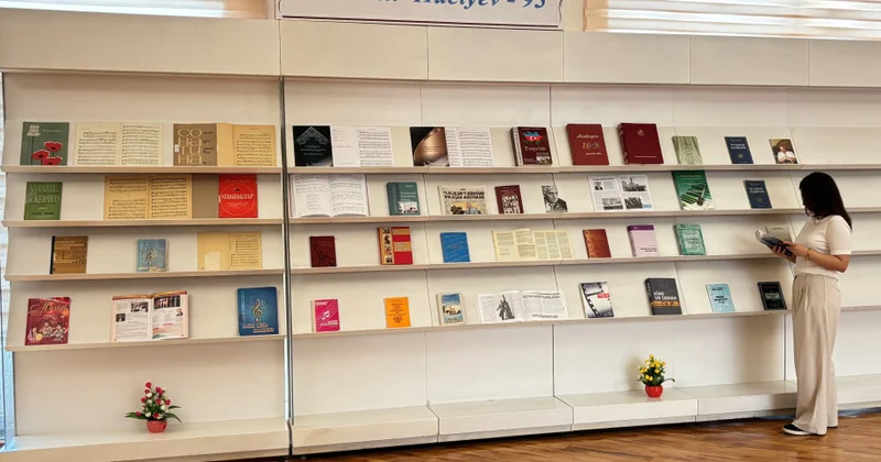 Milli Kitabxanada görkəmli bəstəkara həsr edilən kitab sərgisi açılıb