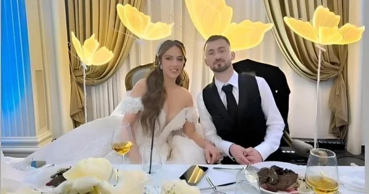 Футболист Карабаха сыграл свадьбу