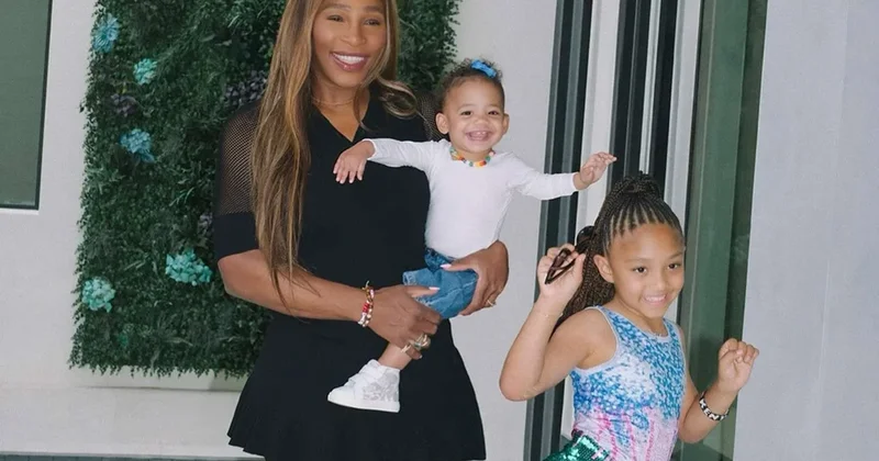 Serena Uilyams korta övladları üçün qayıdıb